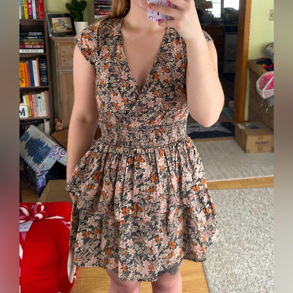 American Eagle dress, BNWT!! Size XS can fit small